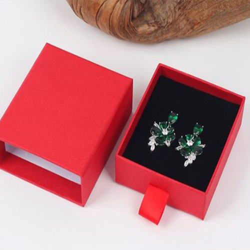 cardboard-jewelry-box
