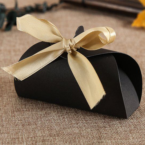 black-pillow-boxes