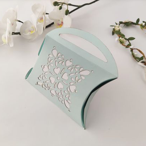 pillow-boxes-with-handle