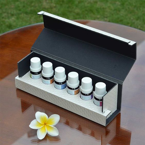 1728987915-custom-essential-oil-boxes.webp 1728987915-custom-essential-oil-boxes.webp