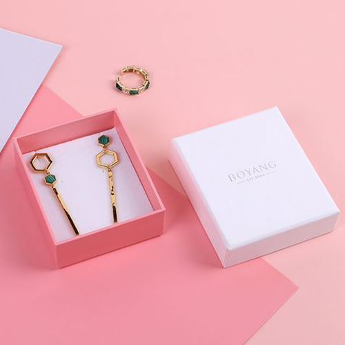 rigid-jewelry-boxes