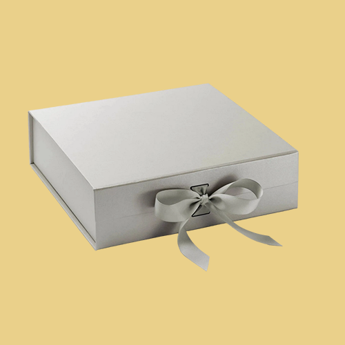 sturdy-white-gift-box sturdy-white-gift-box